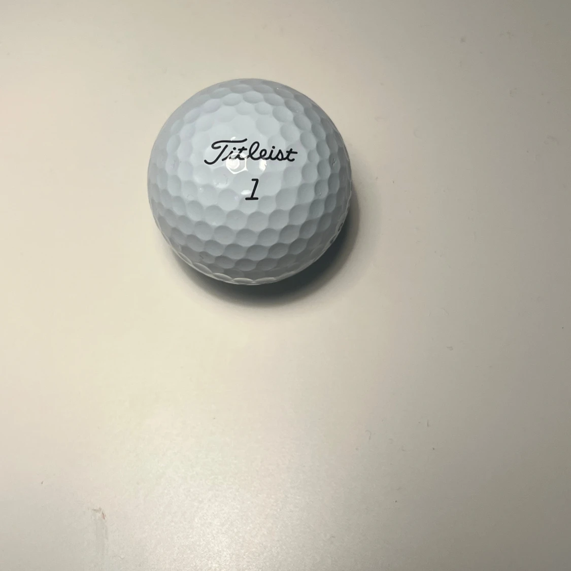 3 stycken Titleist golfbollar  - 2