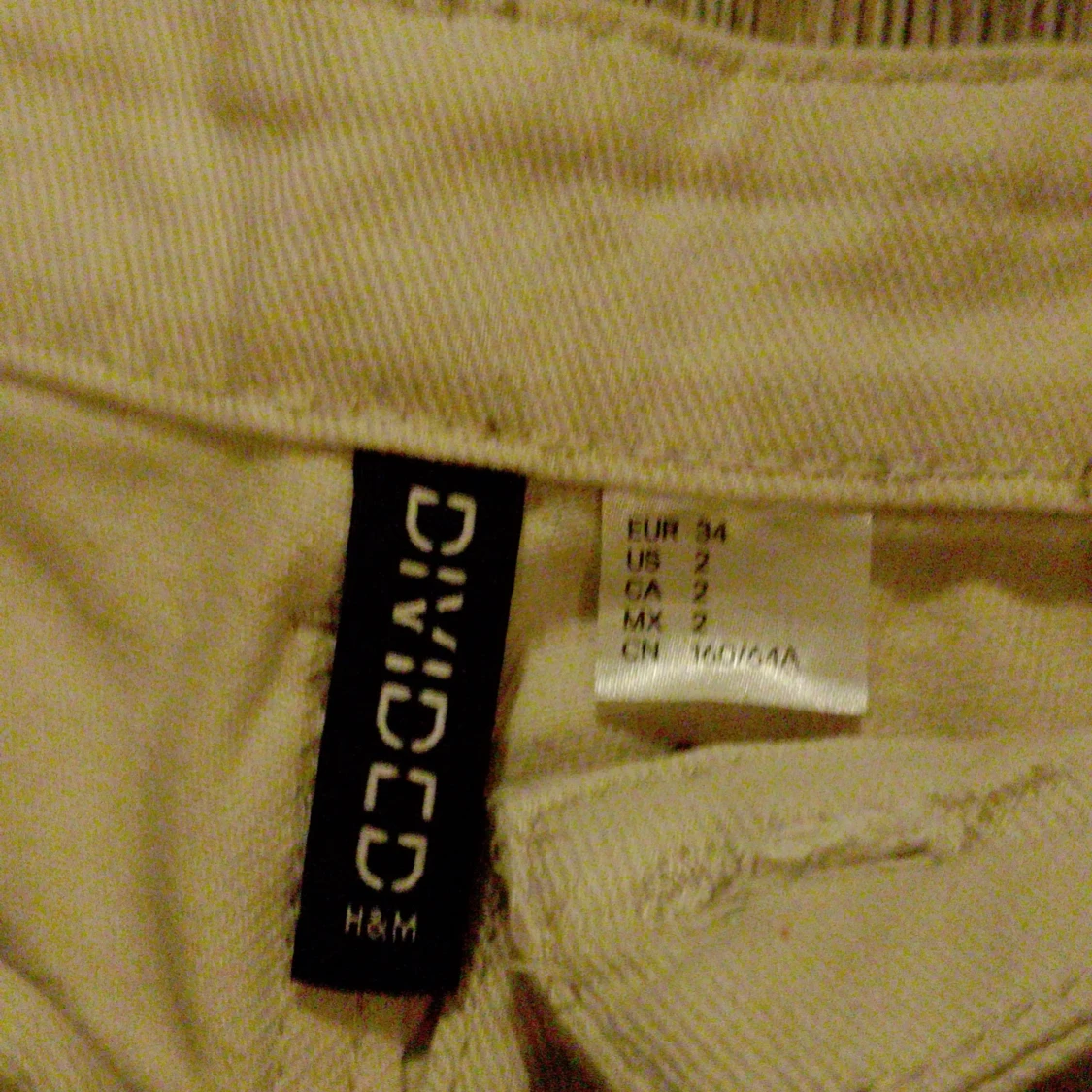 Beiga cargobyxor från H&M Divided - 1