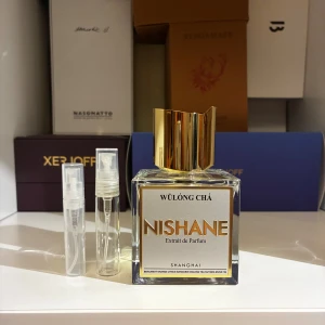 Nishane Wulong Cha - Nishane Wulong Cha sample 3 och 5 milliliter🍵89kr/145kr. Pris är förhandlingsbart om man tar flera. 