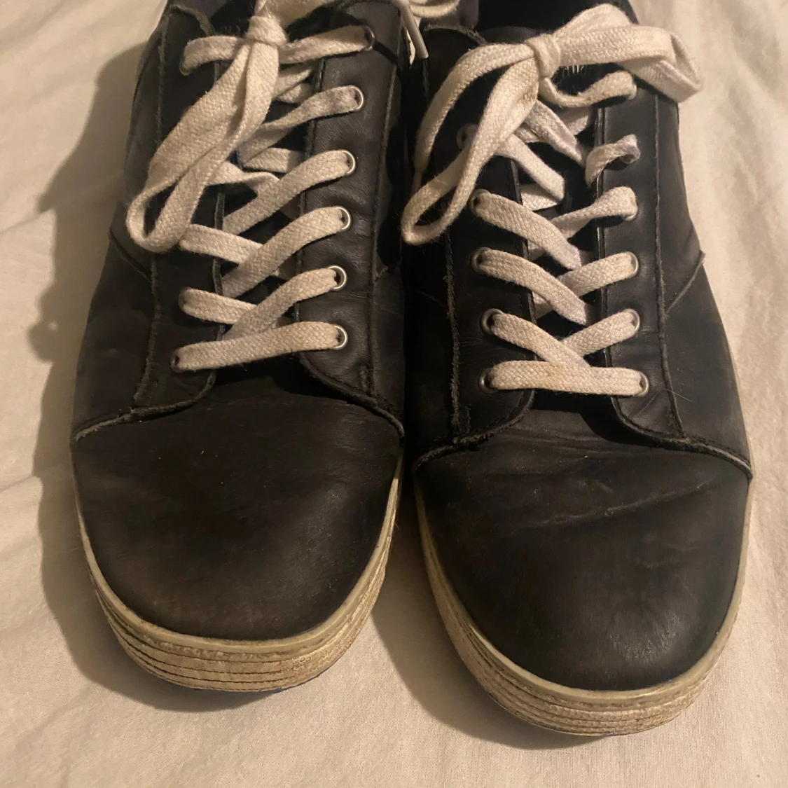 Svarta Callaway sneakers med blå sula - 2