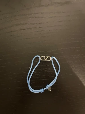 Valentino armband  - Helt nytt storleken går att justera 