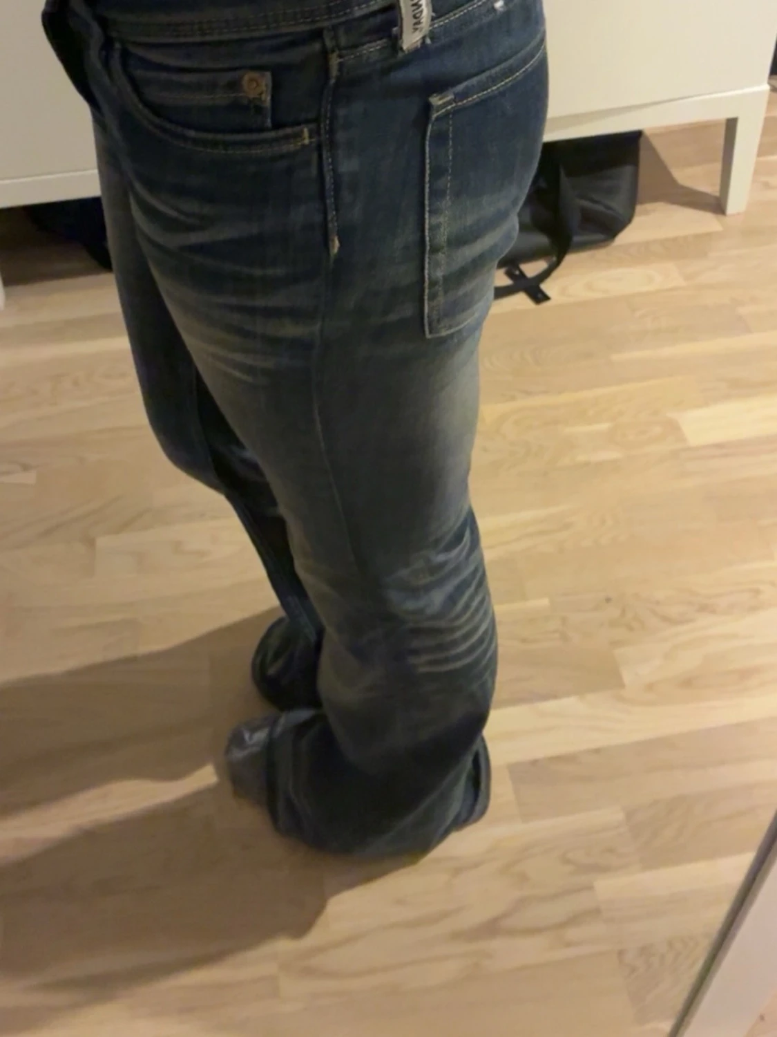 Blå bootcut jeans från Cheap Monday - 2