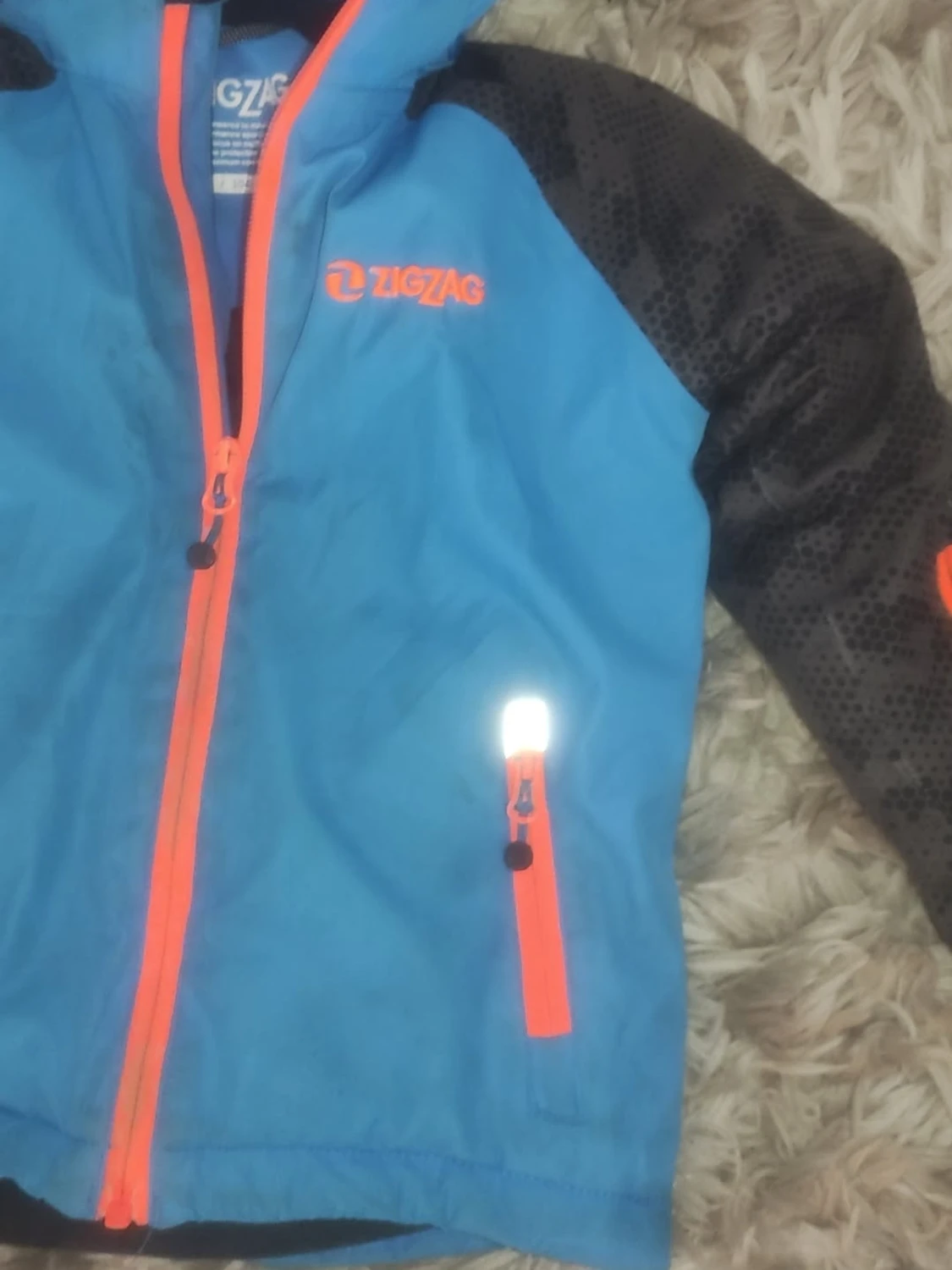 Blå vindjacka från ZigZag med huva - 1