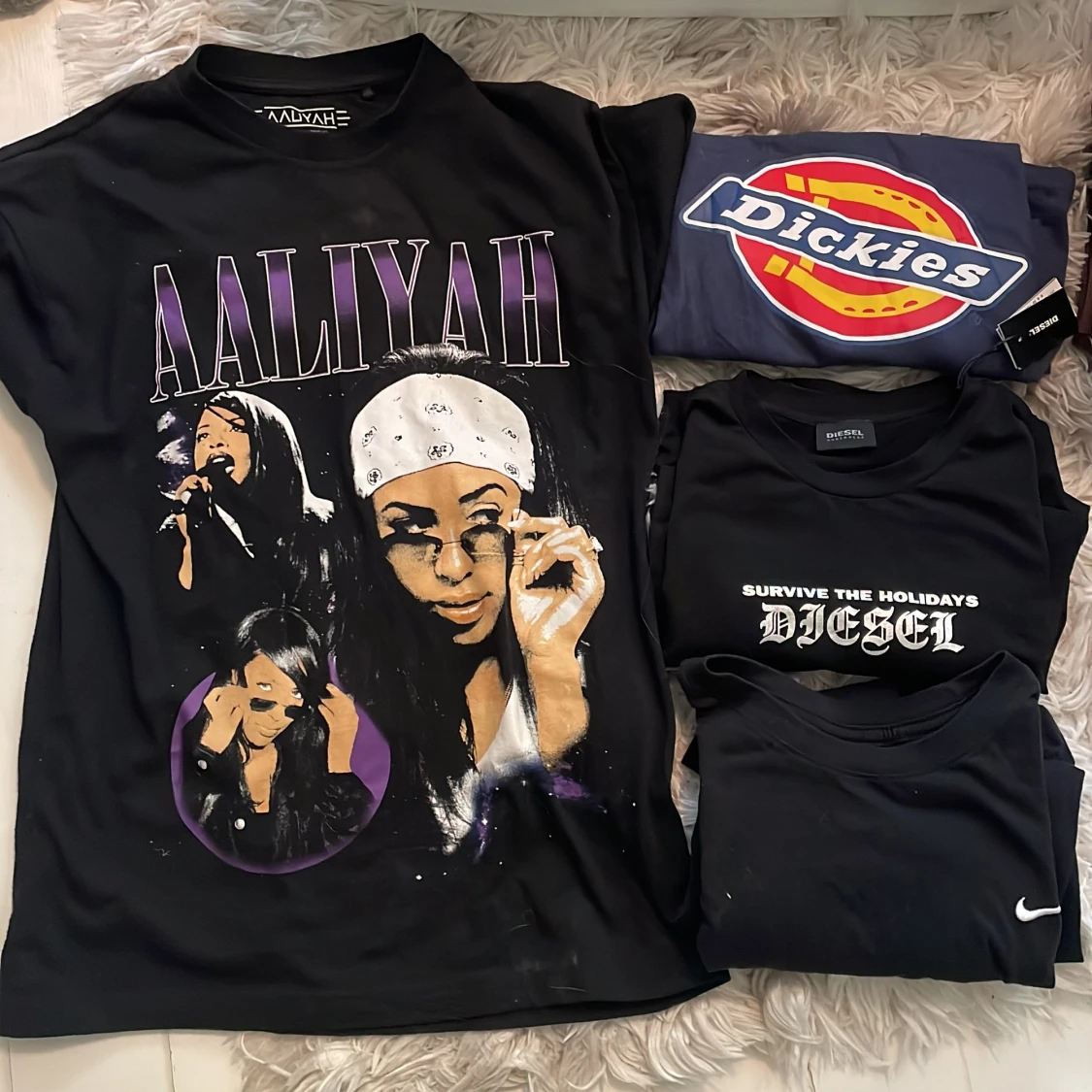 Svart Aaliyah t-shirt med tryck