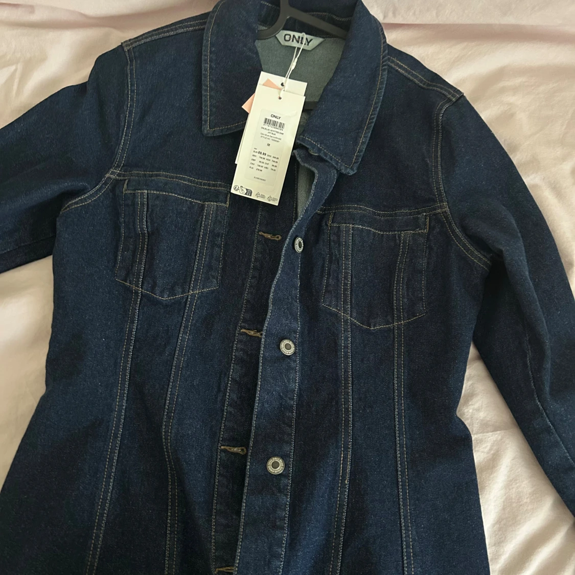 Mörkblå jeansjacka från ONLY - 2
