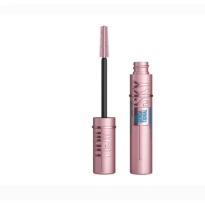 Maybelline Lash Sensational Sky High Mascara - Sky High Mascara från Maybelline i en snygg roséguldig tub med svart och rosa borste. Ger längd och volym till fransarna med sin flexibla silikonborste. Perfekt för att skapa långa och separerade fransar.