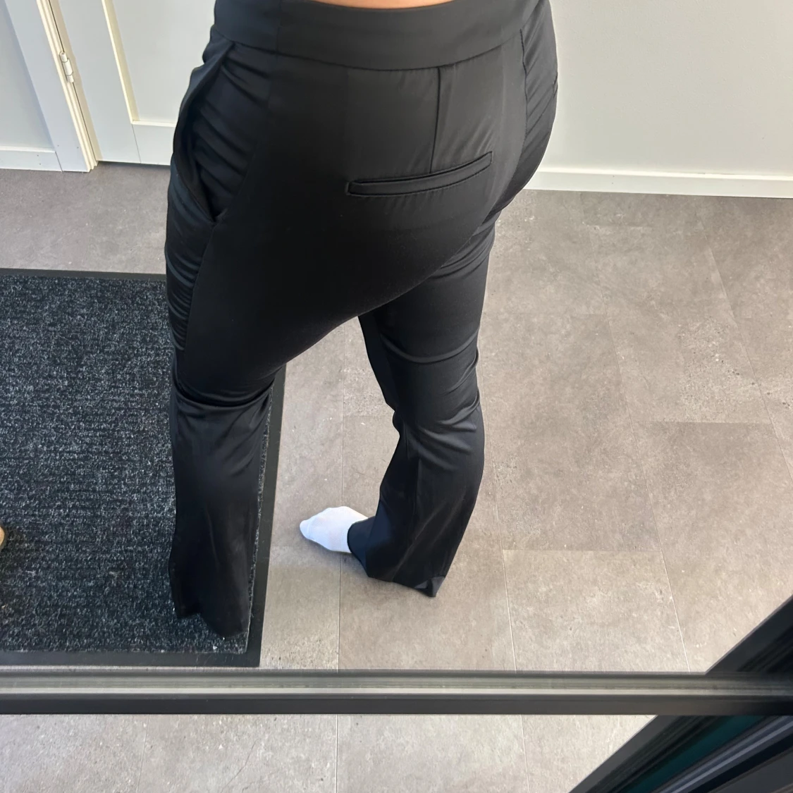 Svarta bootcut kostymbyxor - 2