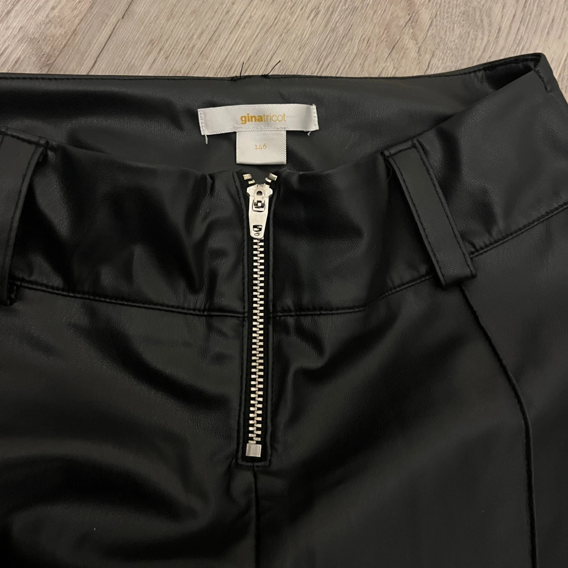 Svarta bootcut skinnbyxor - 3