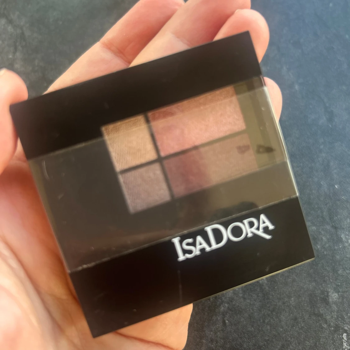 IsaDora Eyeshadow Quartet 11 Metropolitan