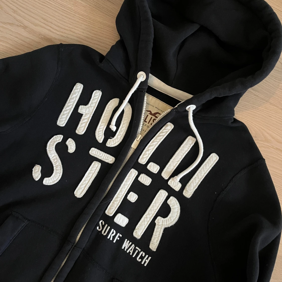 Hollister Hoodie - 1