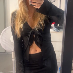 Knyttopp gina  - Superfin och populär knyttopp från Gina🖤Aldrig kommit till användning 