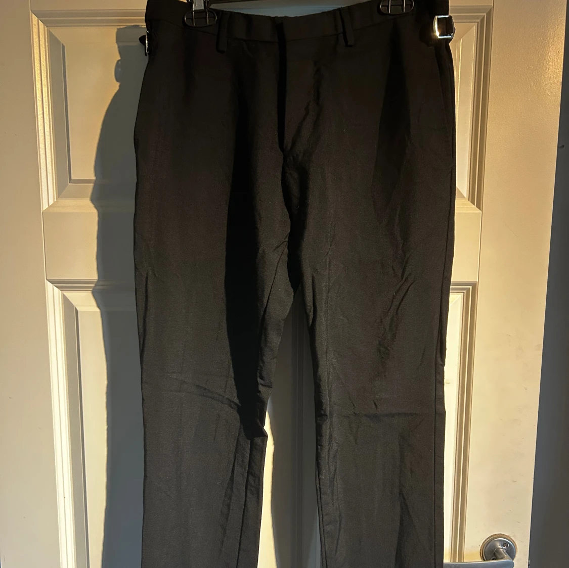 Svarta kostymbyxor med raka ben - 1