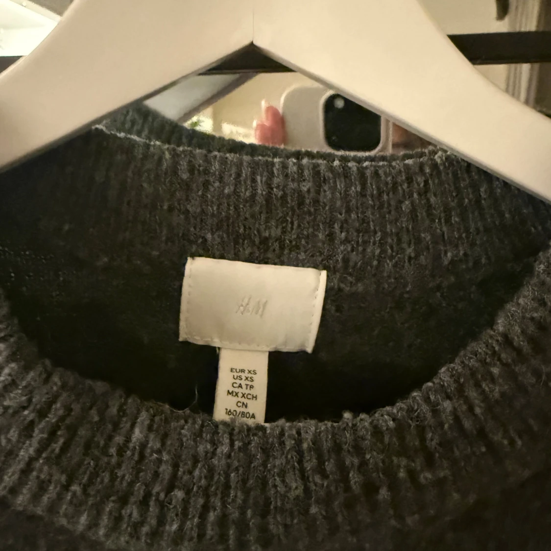 Stickad grå tröja  - 3