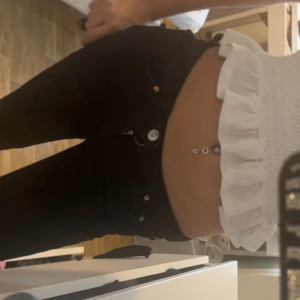 Gina bootcut low perfect jeans  - Storlek 32 (xxs). 