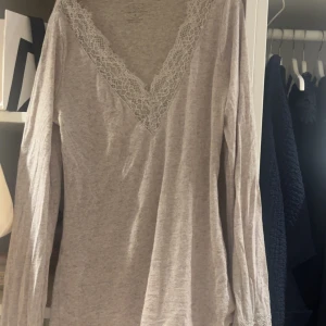 Intimissimi tröja - Såå snygg Intimissimi tröja!!💗💗