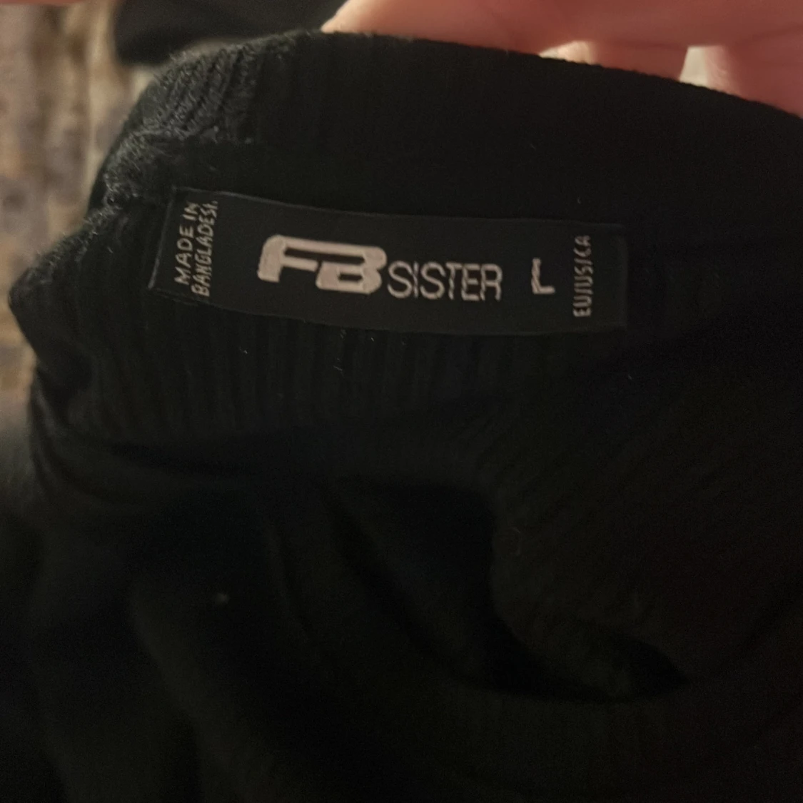 Svart ribbad tröja från FB Sister - 1