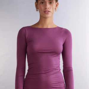 Intimissimi tröja - As snygg intimissimi tröja i lila 💜 Säljer då jag inte får någon användning av den. Skriv för egna bilder/info!!! 💘