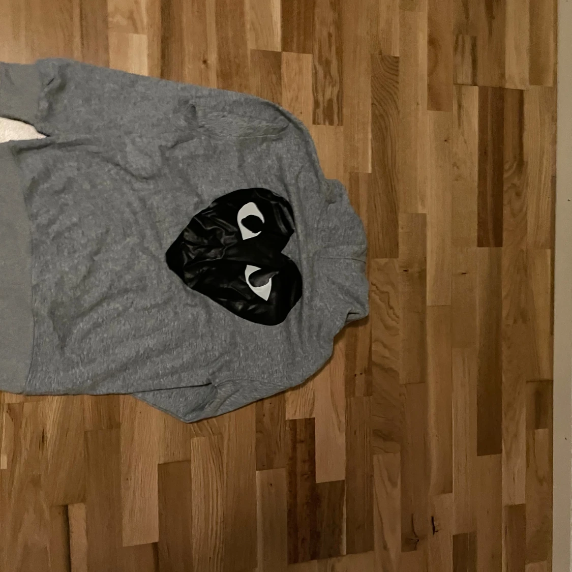 Grå hoodie Comme des Garçons Play M - 1