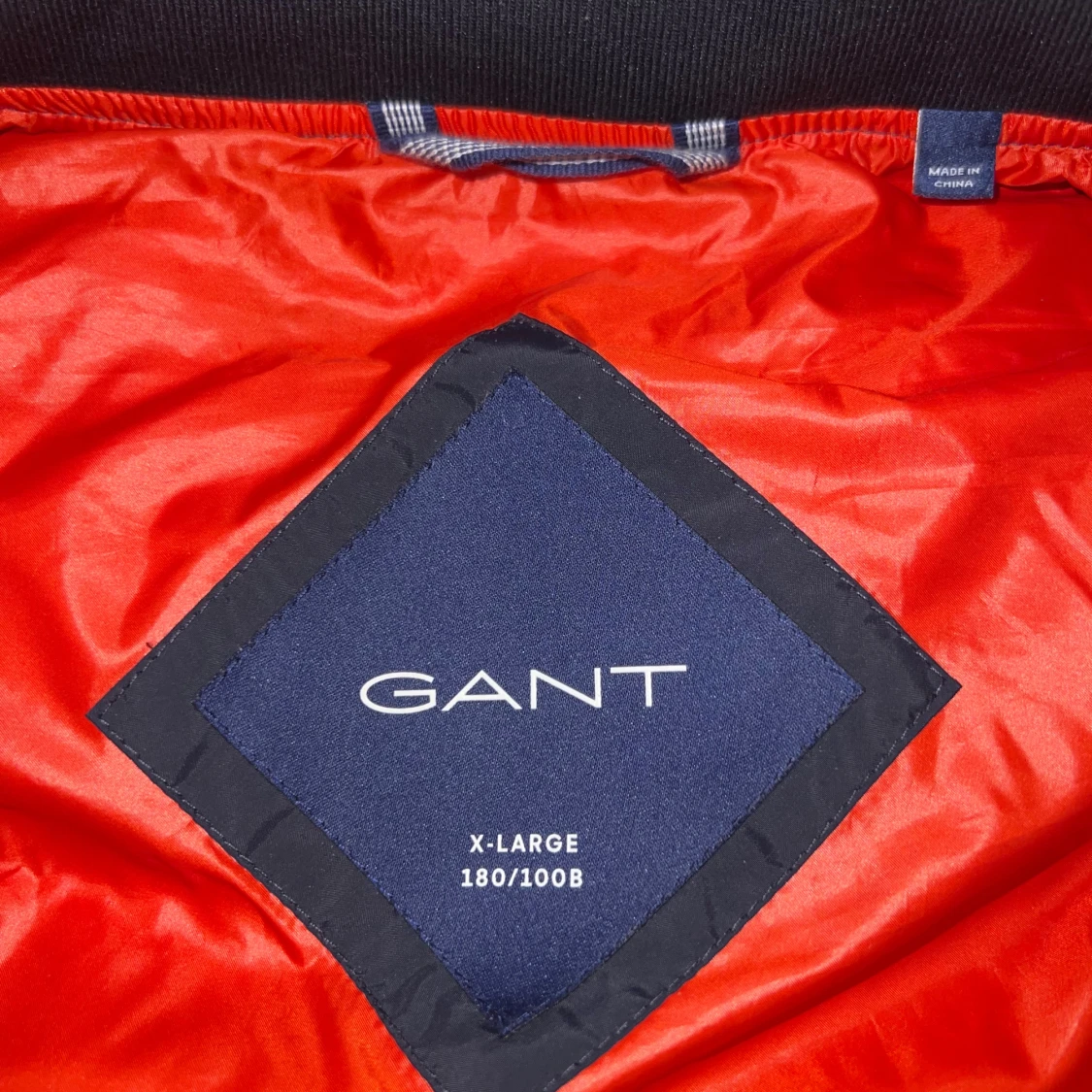 Svart pufferjacka från GANT XL - 2