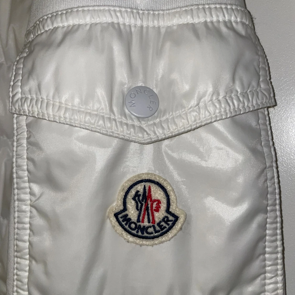 Vit cardigan från Moncler - 1