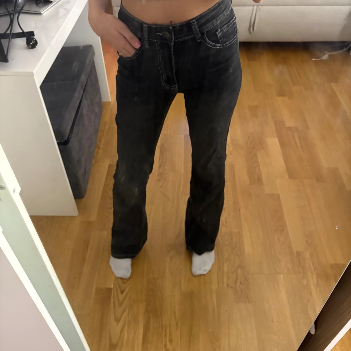 Svarta jeans