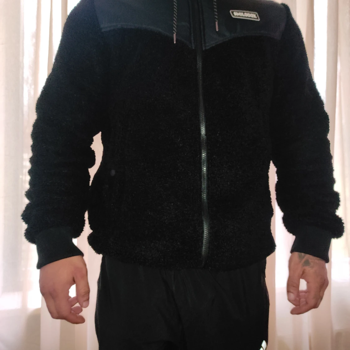 Svart teddyjacka med huva från Smalldook - 1