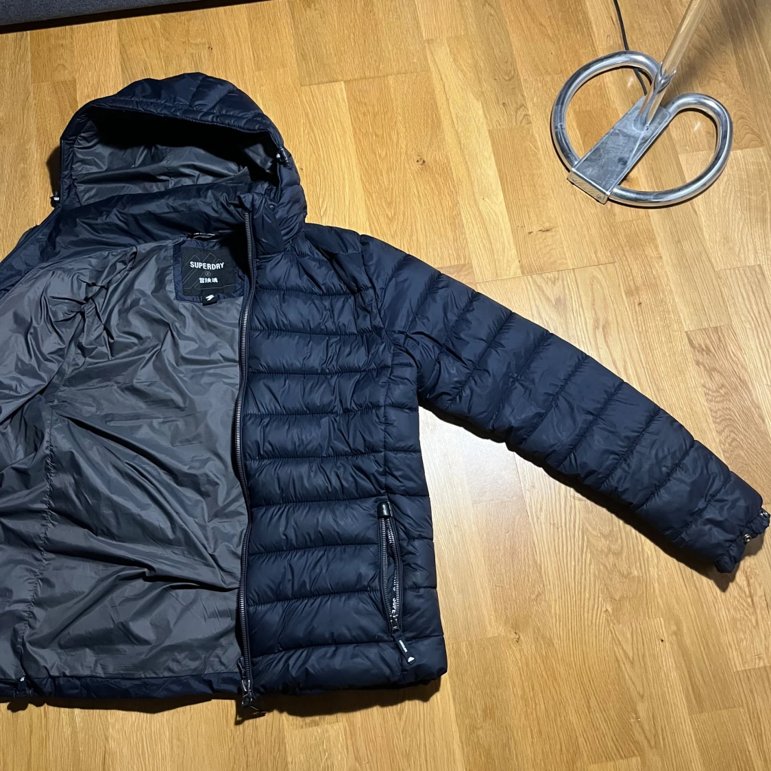 Mörkblå Superdry jacka - 2