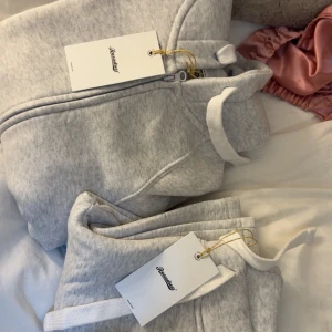 Russemerch  - Nytt Russemerch sett ! Använd 3 gånger ! Passar längden 160-170