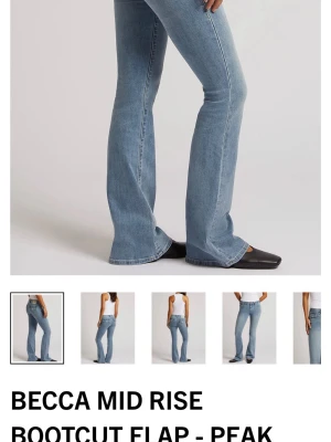 True religion jeans - Säljer nu mina true religion jeans storlek W23, som nya bara använda fåtal gånger ❤️skriv för fler bilder, priset kan diskuteras!!