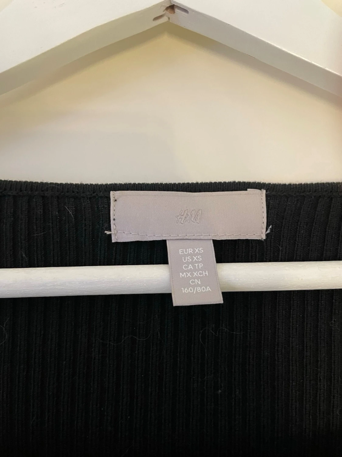 Svart ribbad tröja från H&M - 2