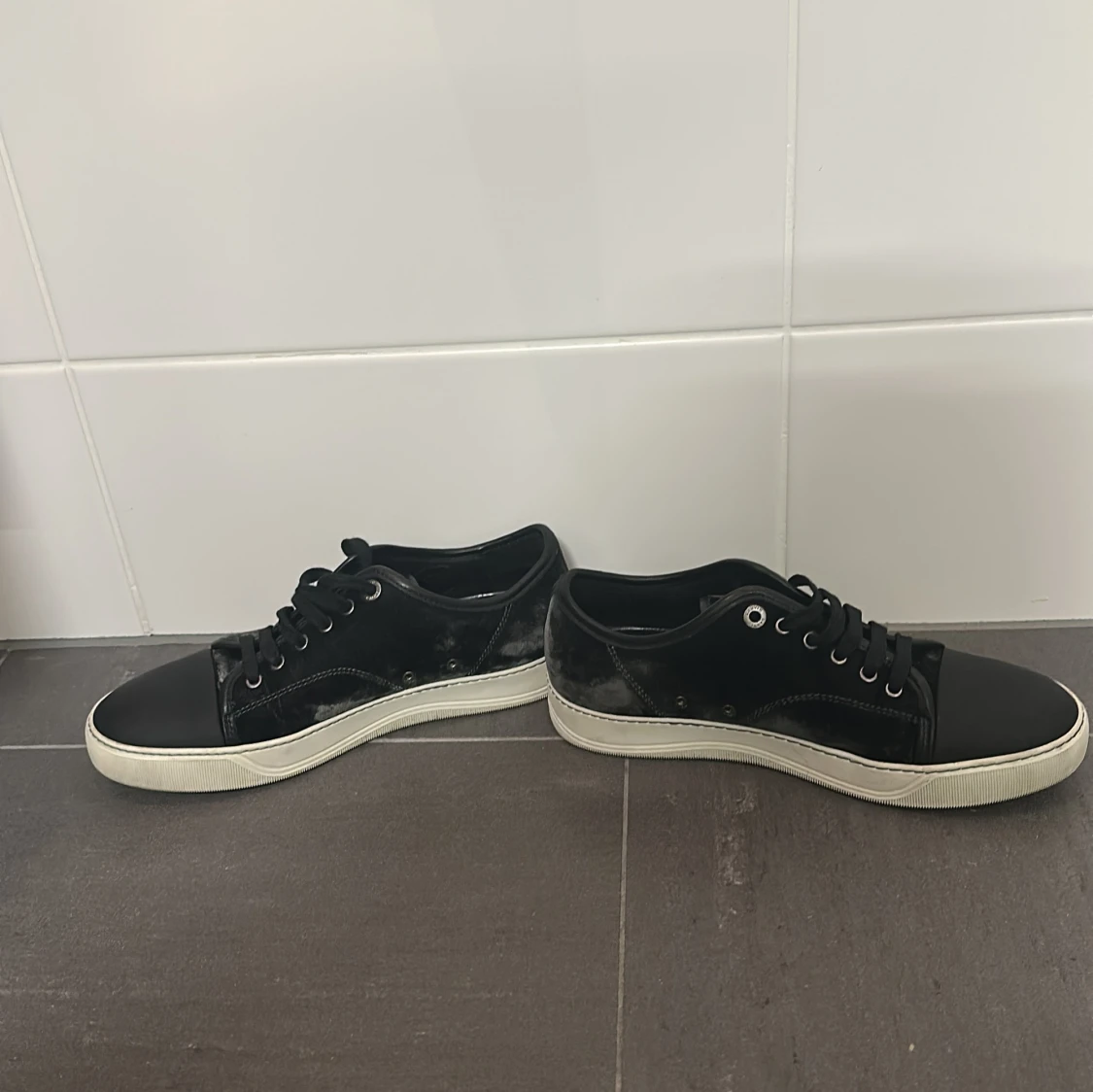 Lanvin sneakers/ sammet - 2