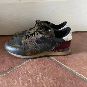 Valentino Rockrunner - Valentino rockrunners i storlek 41. Pris kan diskuteras vid snabb affär.