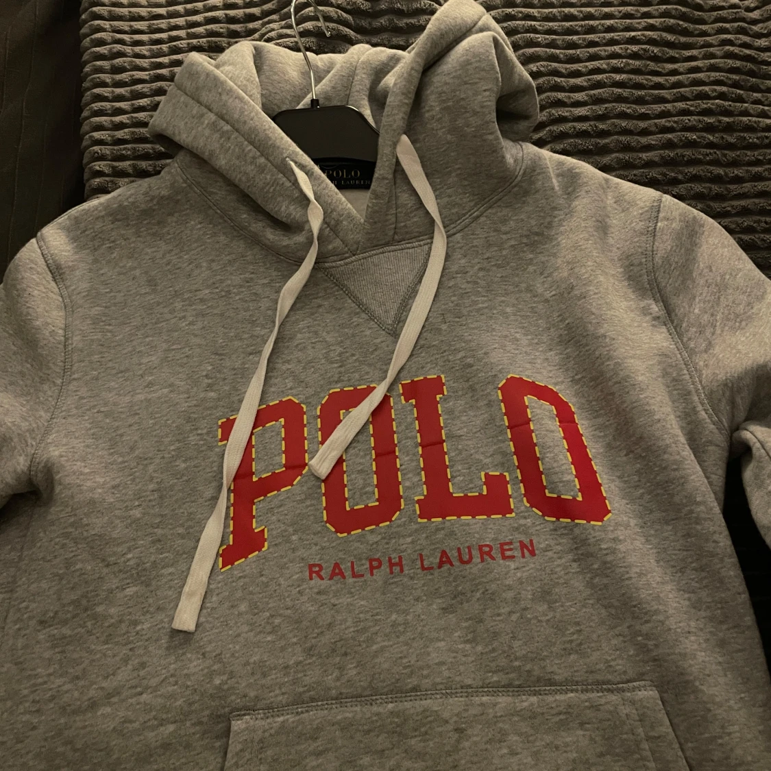 Grå hoodie från Polo Ralph Lauren