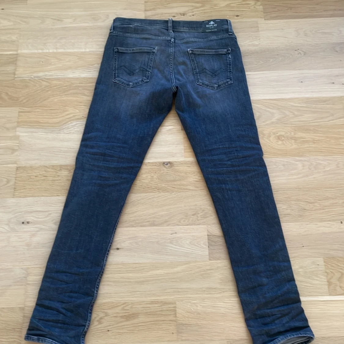 Svarta jeansbyxor från Replay - 1