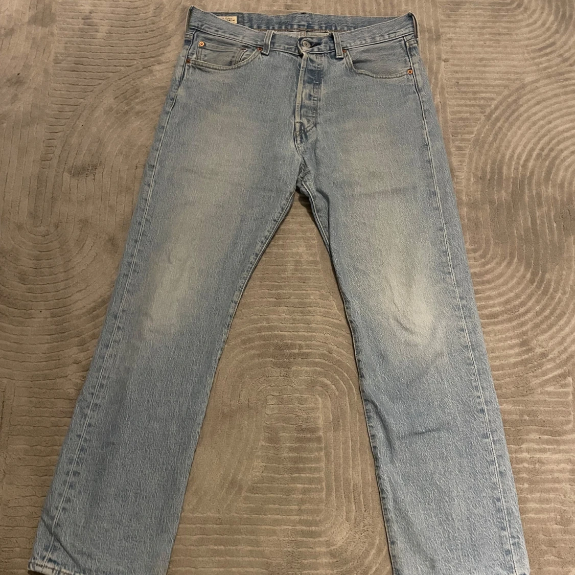 Levi's 501 svarta och ljusblå jeans - 3