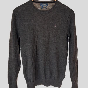 Ralph lauren tröja - -Ralph lauren - Bra skick - Strl: S - Merino ull - hör av dig vid frågor - 