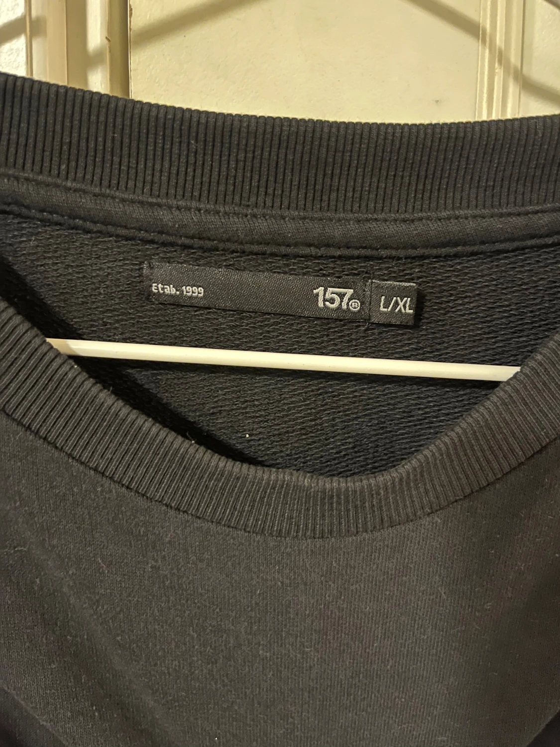 Svart långärmad tröja från 157 - 3