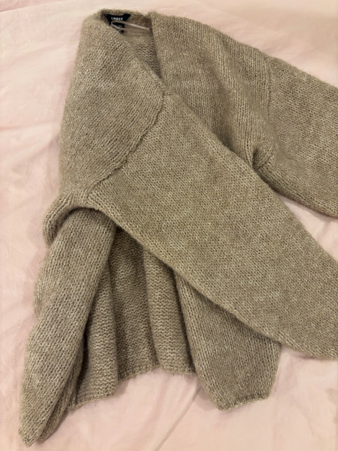 Beige kofta från Lindex  - 2