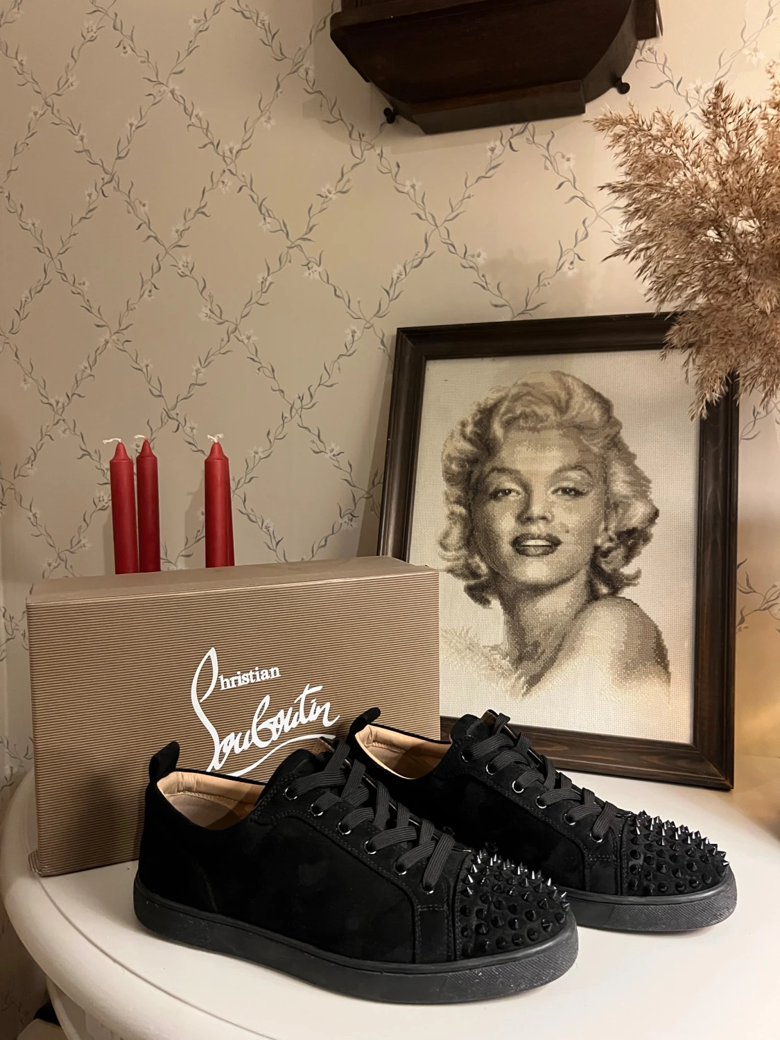 Svarta sneakers från Christian Louboutin