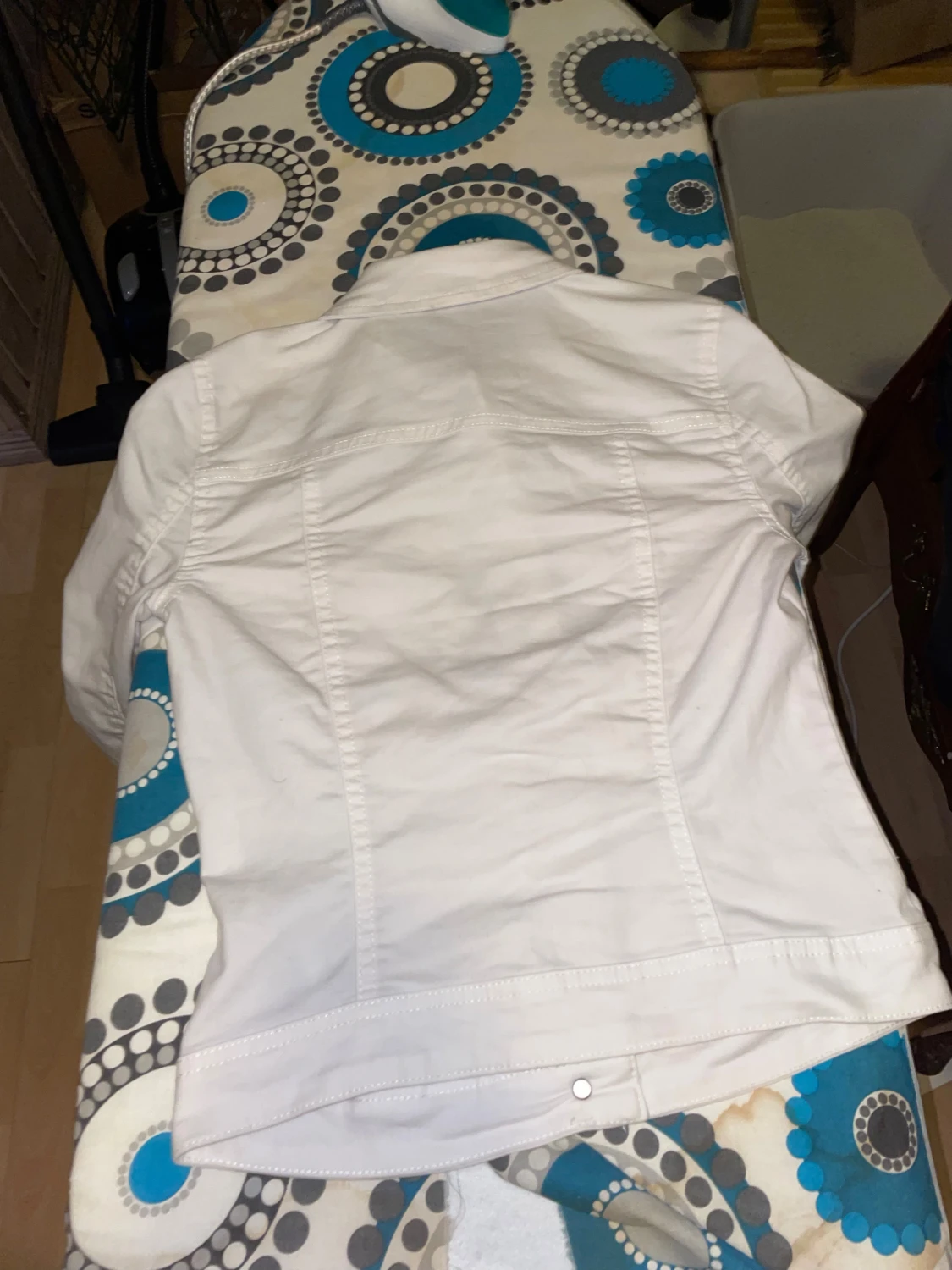 Vit jeansjacka från ONLY, storlek 34 - 3