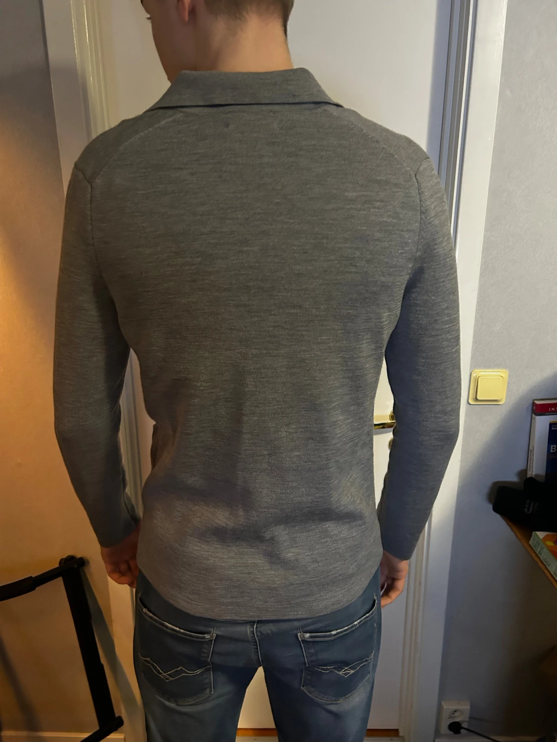 Grå overshirt med knappar - 1