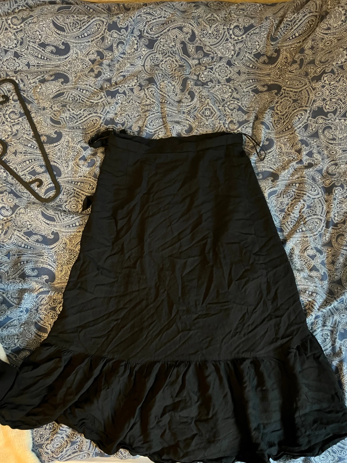 Svart omlottkjol Pernilla Wahlgren - 1