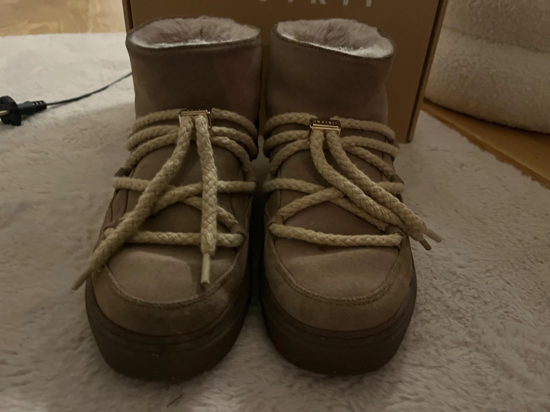 Beige Inuikii boots med snörning - 1