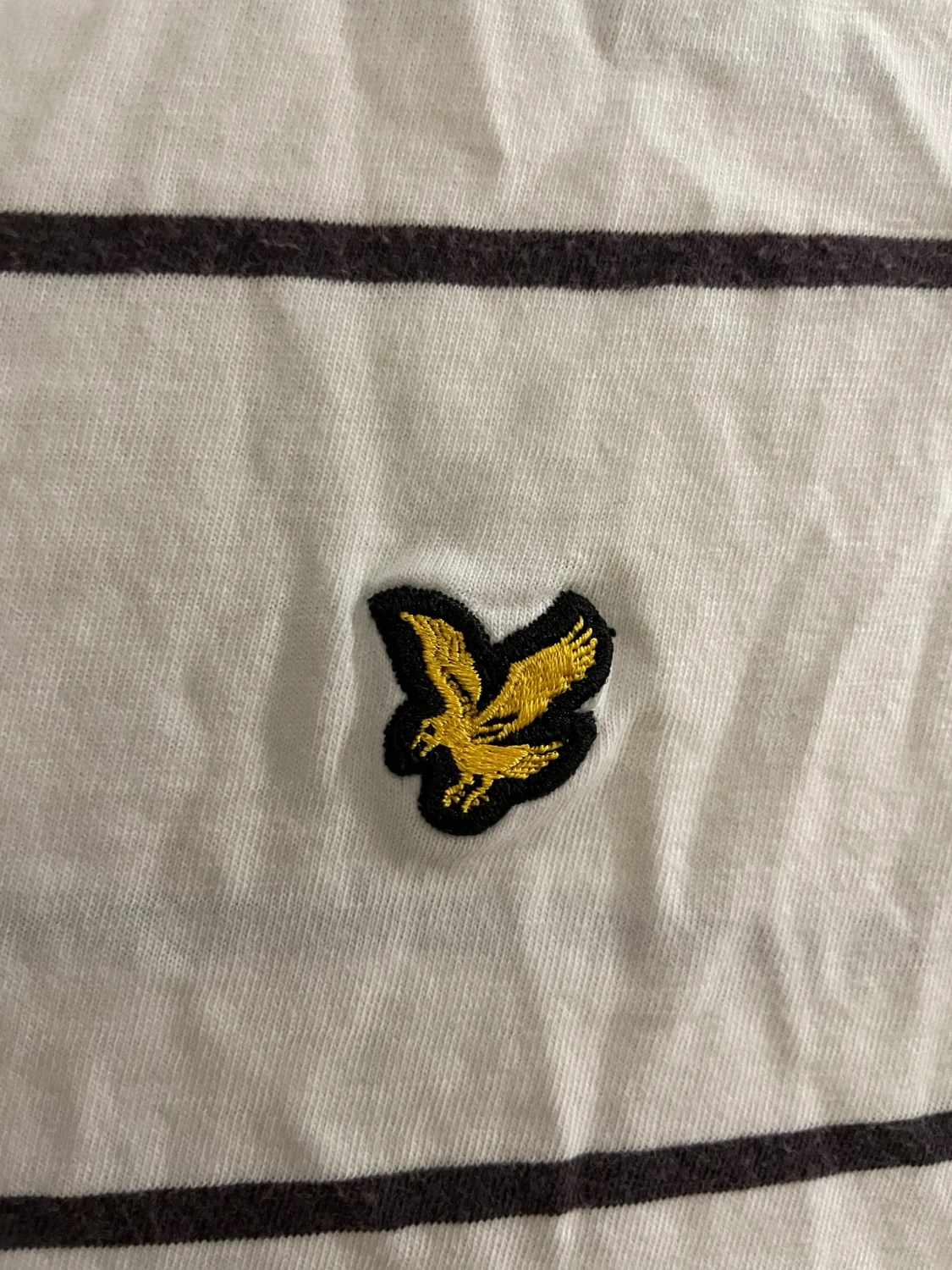 Vit randig t-shirt från Lyle & Scott vintage Stl 170 - 2