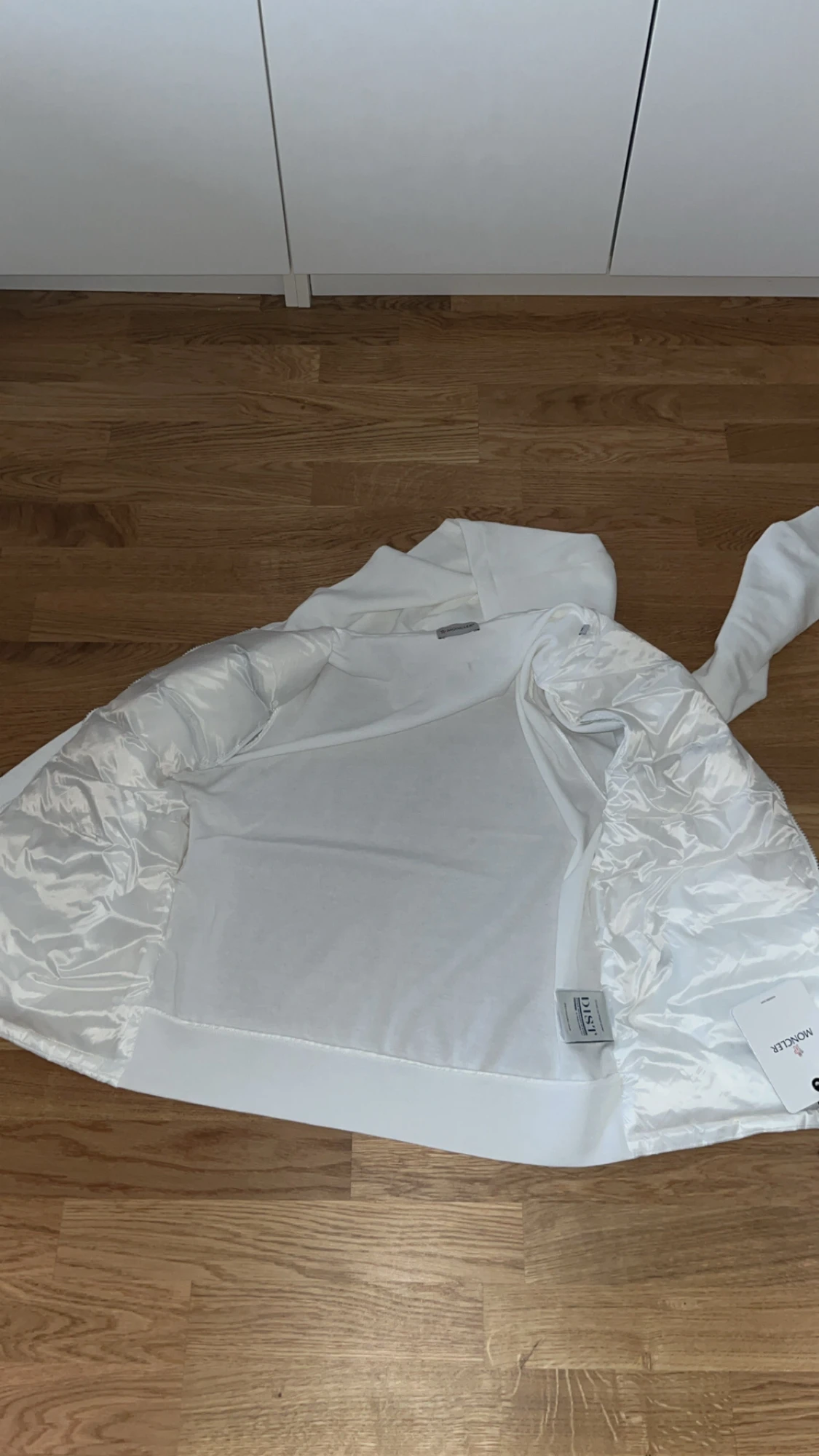 Vit Moncler pufferjacka med huva - 5