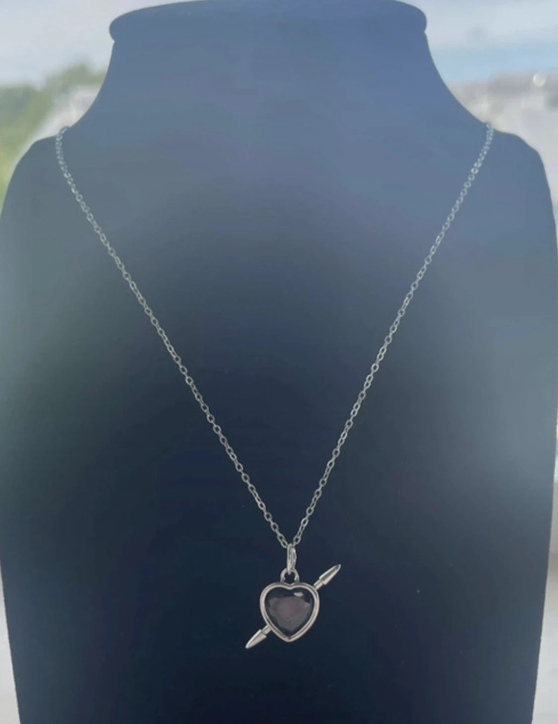 Silverhalsband med hjärthänge hjärta