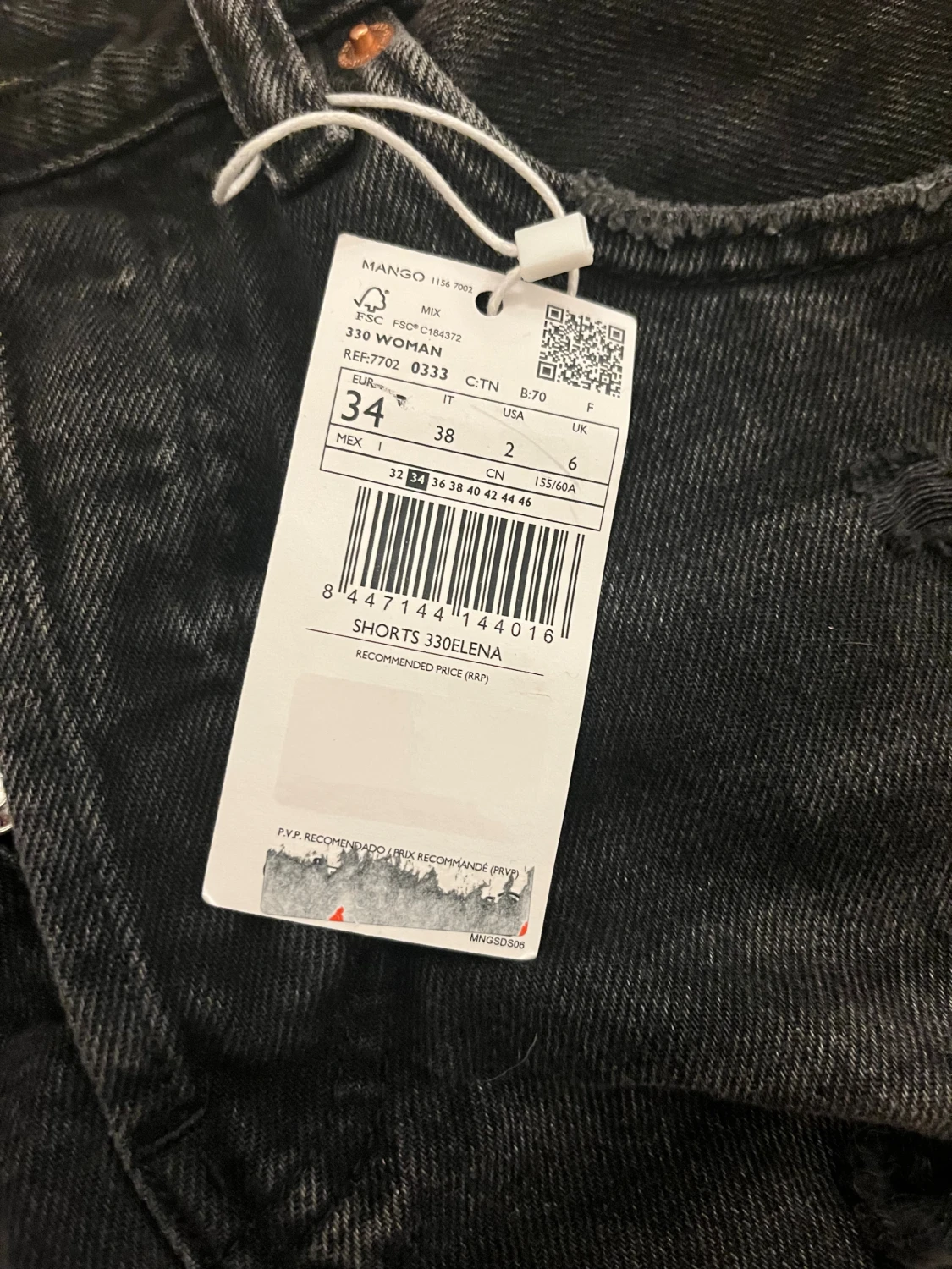 Svarta denimshorts från Mango, strl 34 - 4