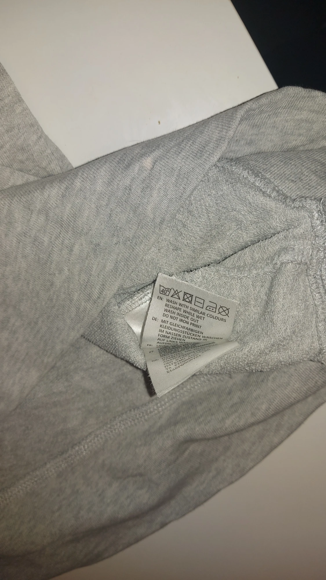 Grå långärmad tröja från GANT - 4