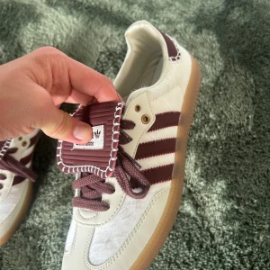 Adidas Wales bonner samba - Sjukt feta Wales bonner samba i bra skick 