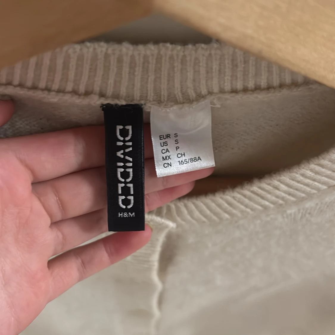 Beige kortärmad kofta från H&M Divided - 2